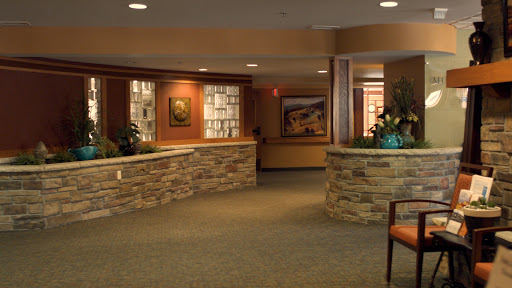 Laurels Peak Care & Rehabilitation Center