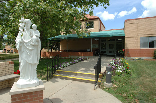 Presence St Joseph Center