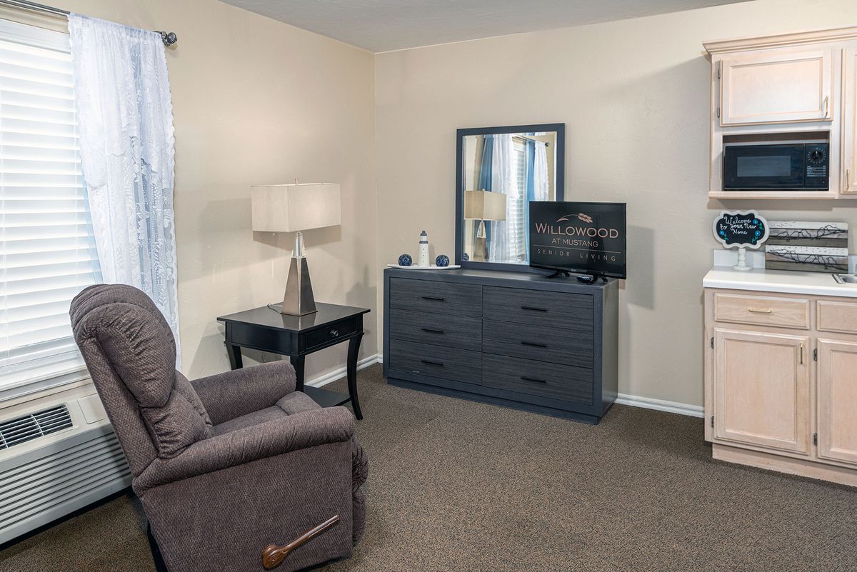 Willowood At Mustang Senior Living