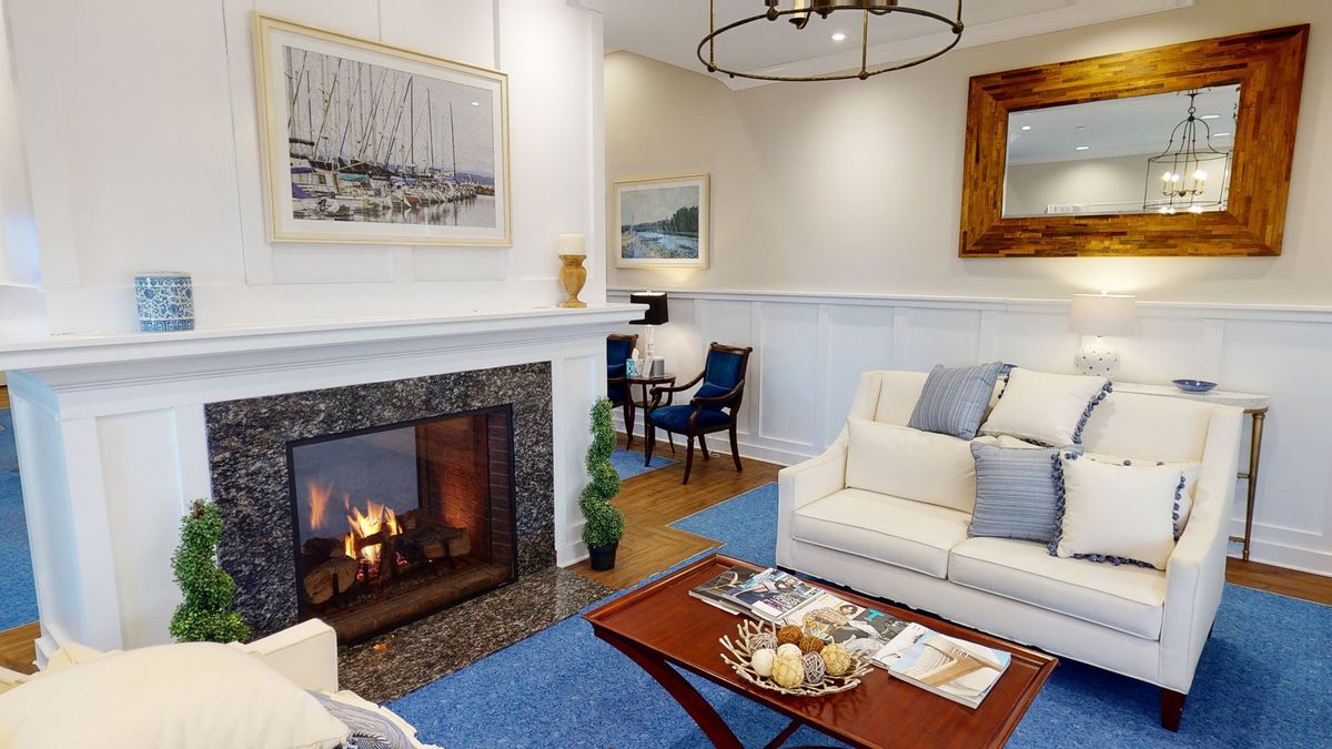 American House Lakeshore