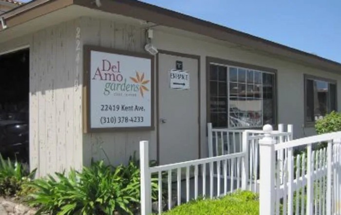 Del Amo Gardens Convalescent