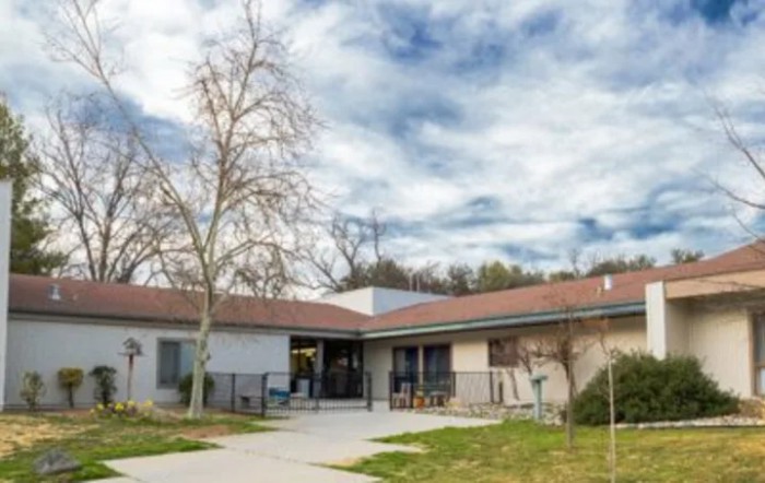 Oakhurst Healthcare Center