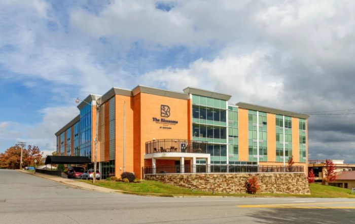 Midtown Post Acute And Rehabilitation - A Waters Community