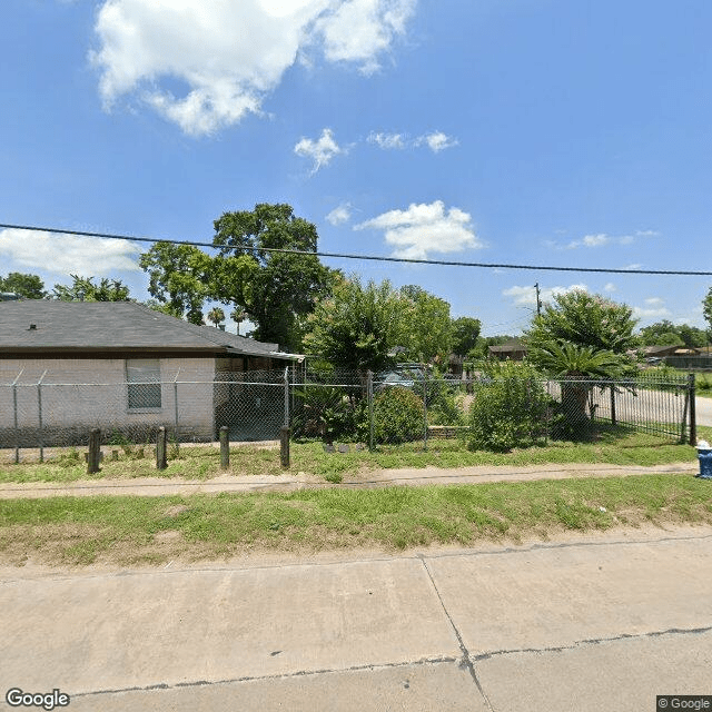 Pinnacle Living Center