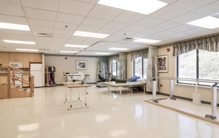 Rolling Hills Rehab And Care Center