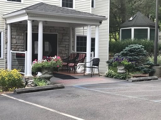 Colonial Manor Hackettstown