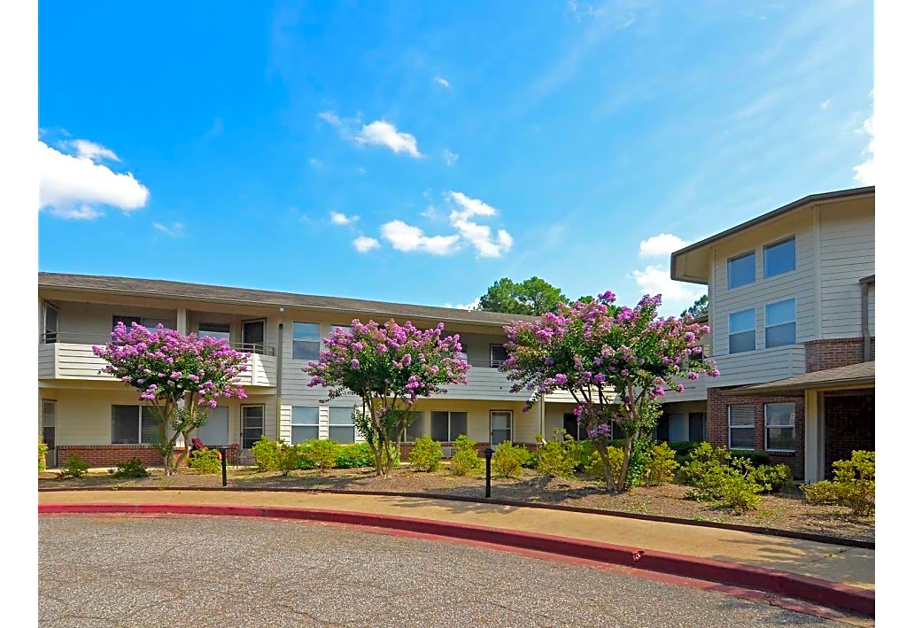 Feels Like Home Senior Lifestyle Residences