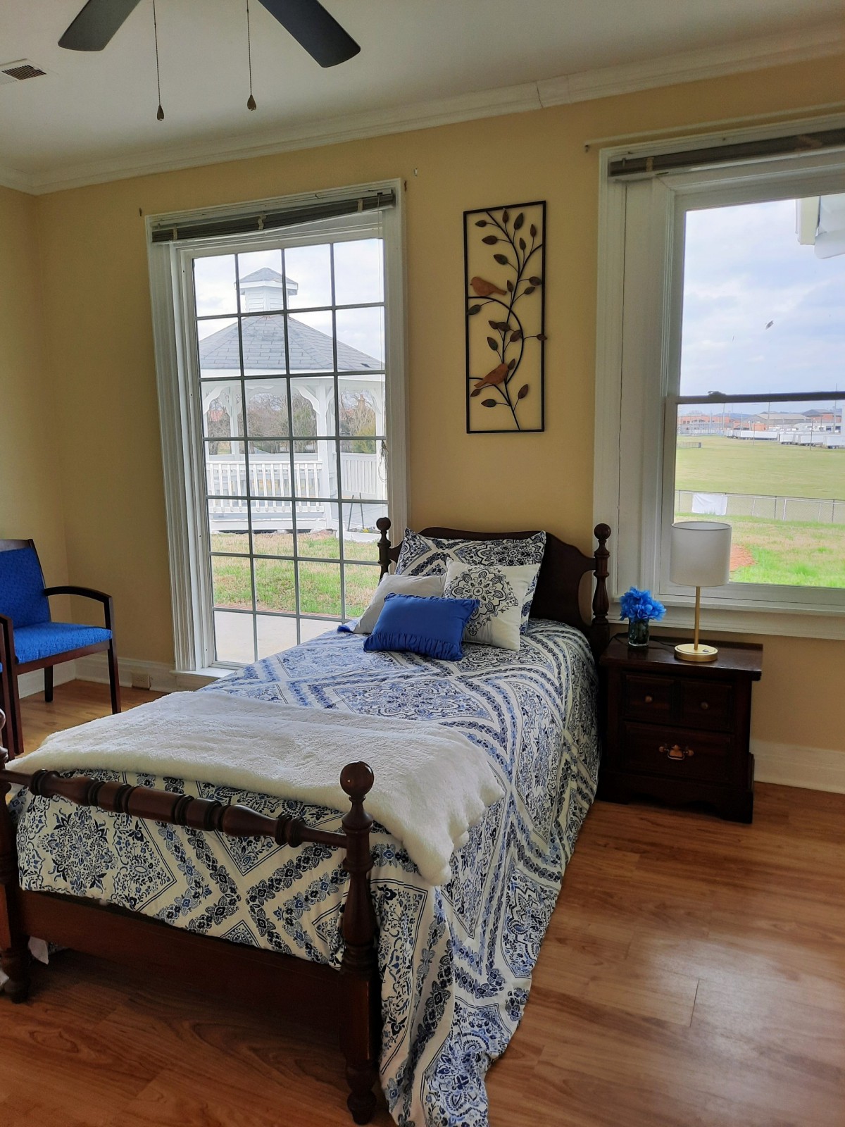 Ridge Manor Residential Memory Care - Calhoun
