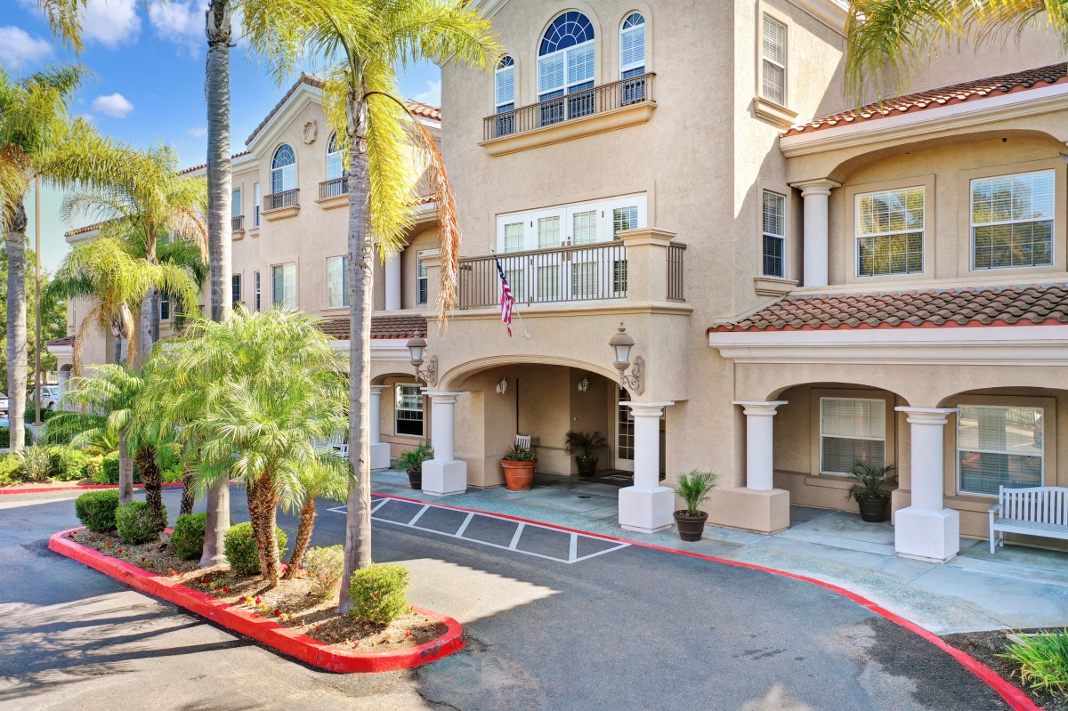 Torrey Pines Senior Living