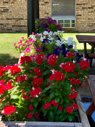 Lake Country Nursing Center
