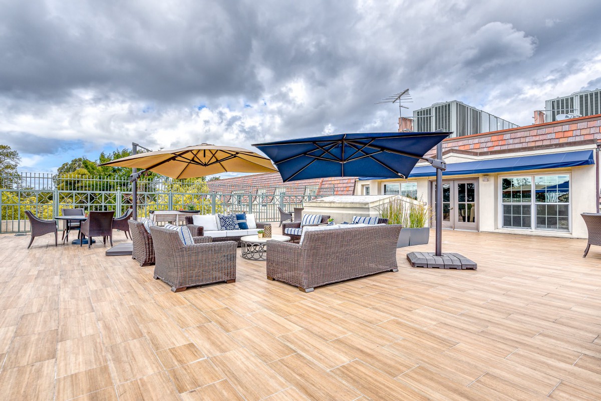 Pacifica Senior Living Oakland Heights