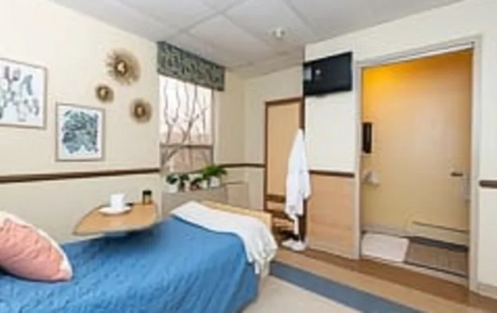 Waters Edge At Port Jefferson For Rehab And Nursing