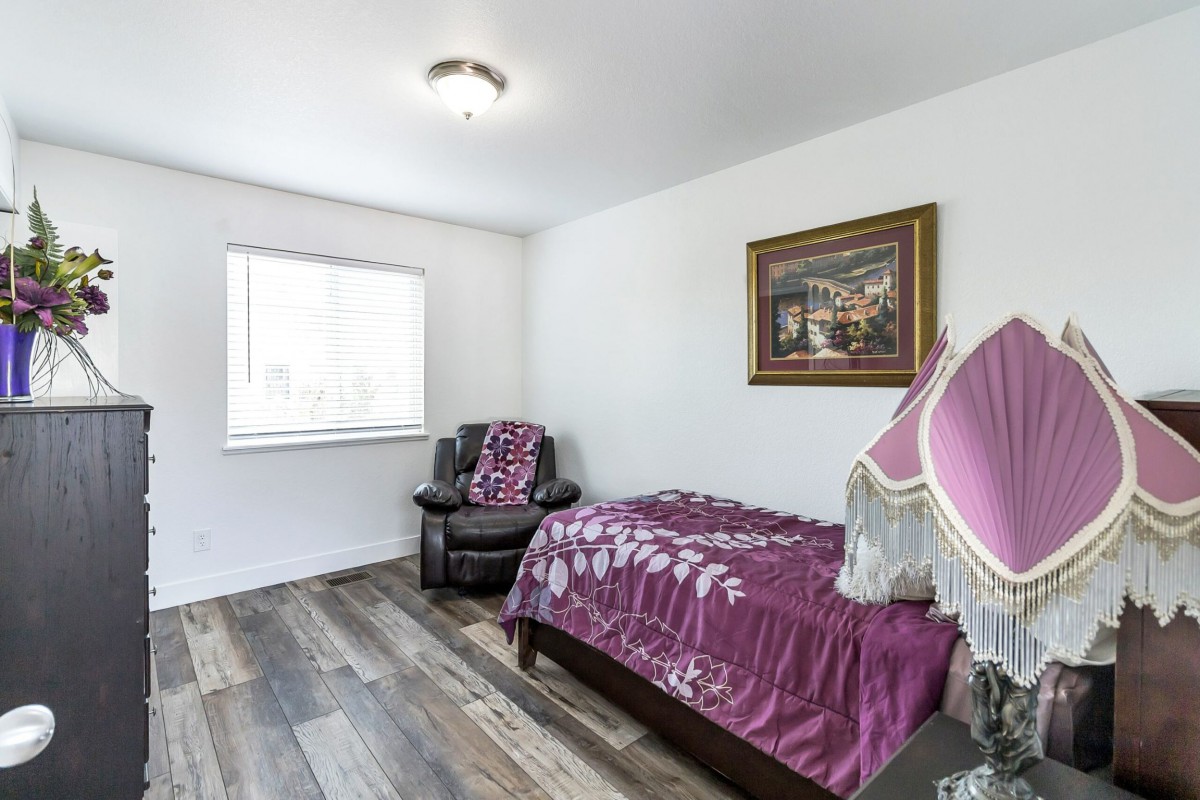 Ashley Manor - Evans 2