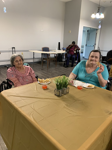 Maison Teche Nursing Center