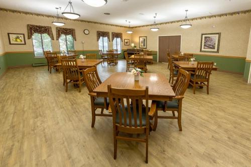 Crestwood Ridge Skilled Nursing And Rehab