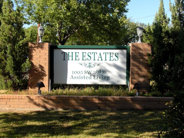 The Estates At Grand Prairie