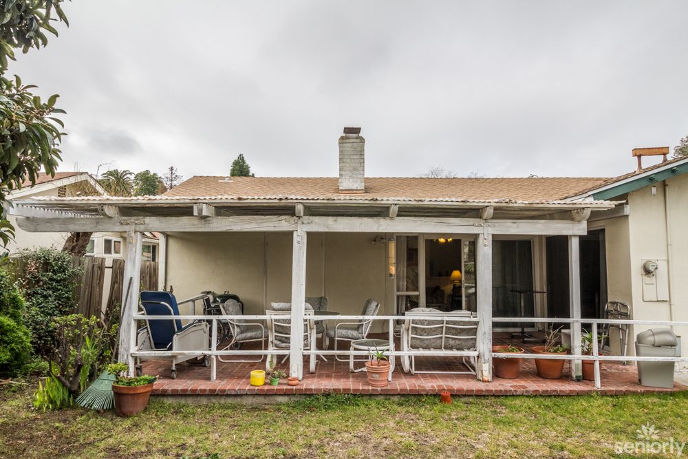 Court Yard Estates