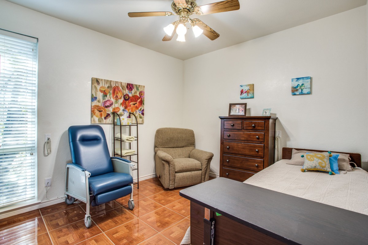 Silver Leaf Assisted Living at Lavendale Circle