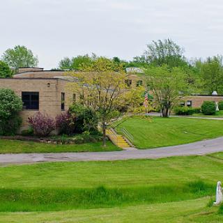 Comprehensive Rehab & Nursing Center At Williamsville