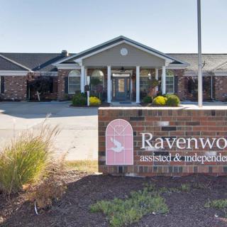 Exterior view of Ravenwood assisted living and rehabilitation facility.