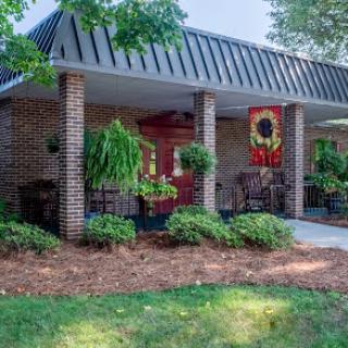 White Oak Manor - Kings Mountain
