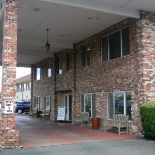 Charlton Place