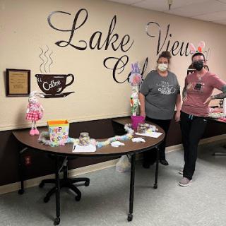 Visitors at the Lake View Cafe set up a festive display.