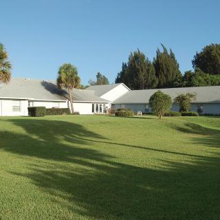 Dixie Oak Manor