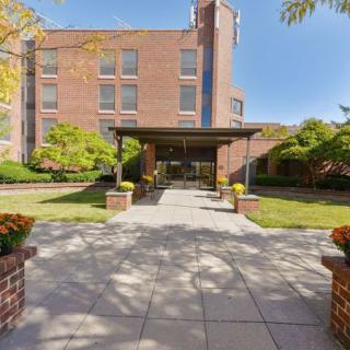 Runnells Center For Rehabilitation & Healthcare