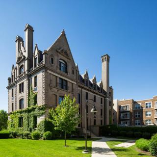 Eastcastle Place,  a CCRC