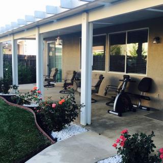 Saint Tropez Senior Care