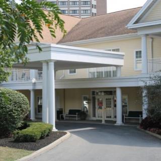 Woodlawn Commons