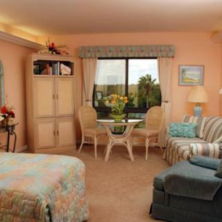 King's Crown Shell Point Village