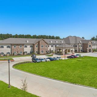 Worthington Manor