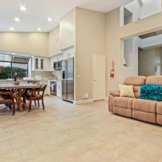 Pleasant Home At Laguna Niguel