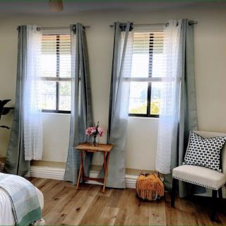 Mountain View Manor
