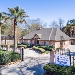 Royal Palms Senior Living