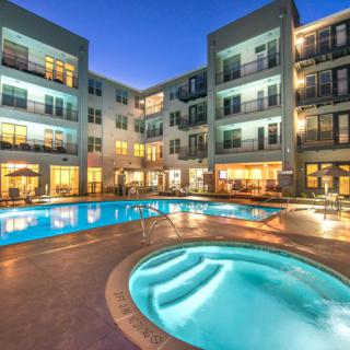 Overture Plano