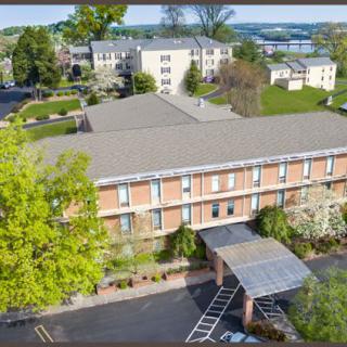 Lakewood Place