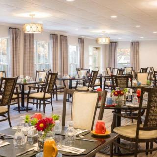 Belmont Village Senior Living Buffalo Grove
