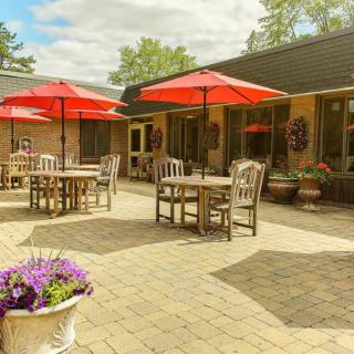 Westland A Villa Center