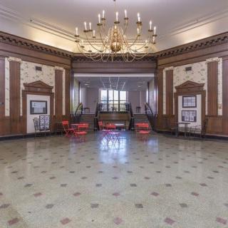 Mayflower Manor Apartments