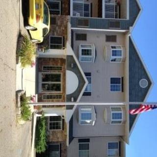 Golden Bridge Manor