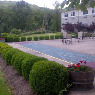 The Plaza At Clover Lake