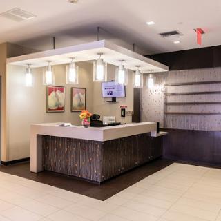 Modern lobby reception area with stylish dcor and welcoming atmosphere.