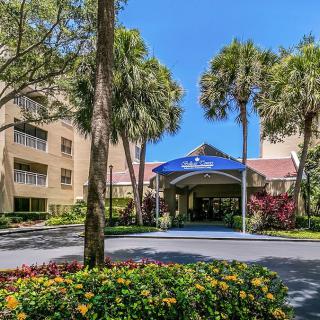 Holiday Belleair Towers
