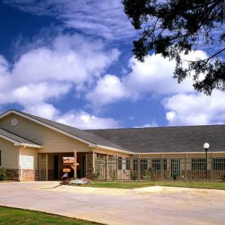 Traceway Retirement Community