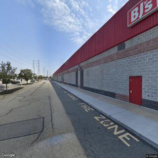 Edison Woods Apartments