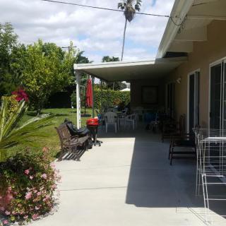 Woodland Hills Retirement Home