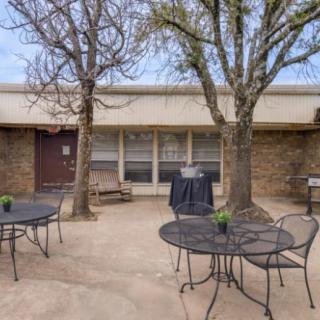 Cedar Hill Healthcare Center